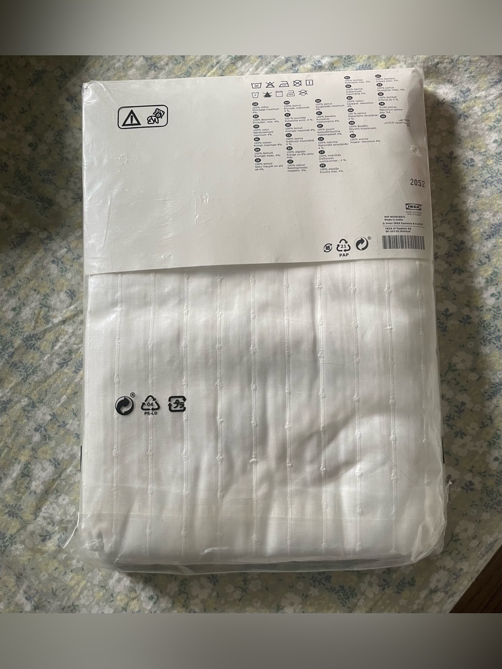 IKEA MATILDA White Eyelet Sheer Curtain Panels - Set of 2 - Picture 3 of 4